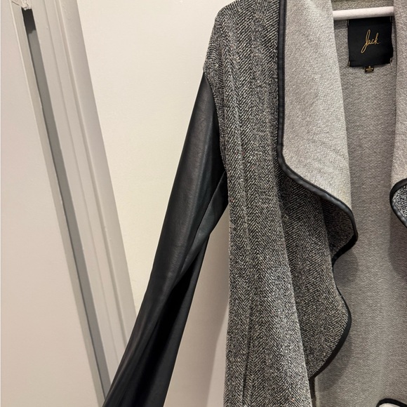 Jack by BB Dakota Black and Gray Blazer - Picture 3 of 4